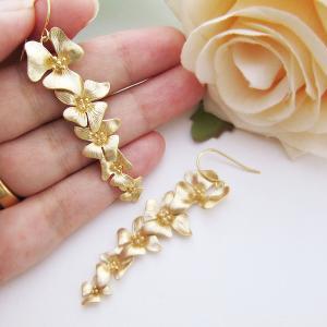 Five Flowers Dangle Earrings - Matte Gold - Bridal..