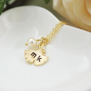 Initial necklace, Personalized Neck..