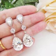 Wedding Bridal Jewelry Bridal Earrings Bridesmaid Earrings Clear White Swarovski Crystal and Cubic Zirconia Tear drops