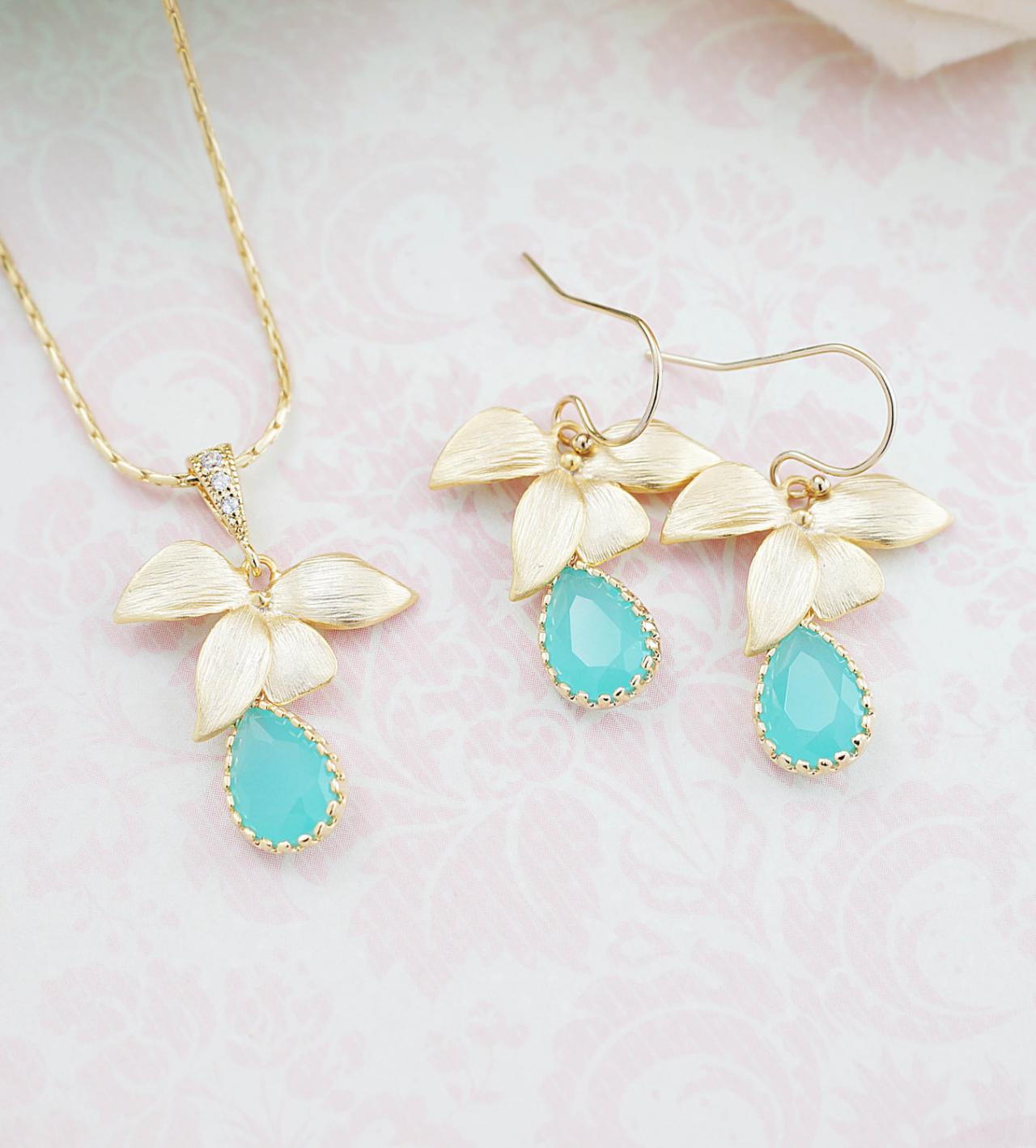 Mint Opal Glass Drops With Gold Flower Dangle Earrings And Necklace Jewelry Set Bridesmaid Gifts Bridesmaid Jewelry Weddings Christmas