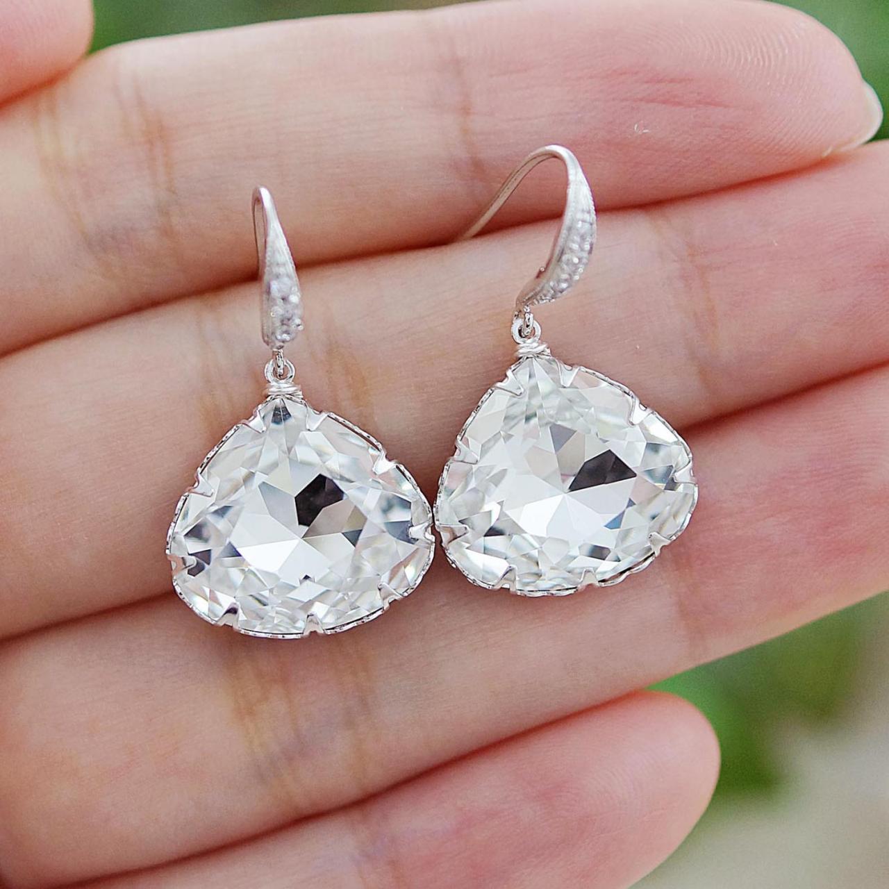 Wedding Jewelry Bridal Earrings Bridesmaid Gifts Bridesmaid Earrings Dangle Earrings Clear White Swarovski Crystal Triangle Drop Earrings