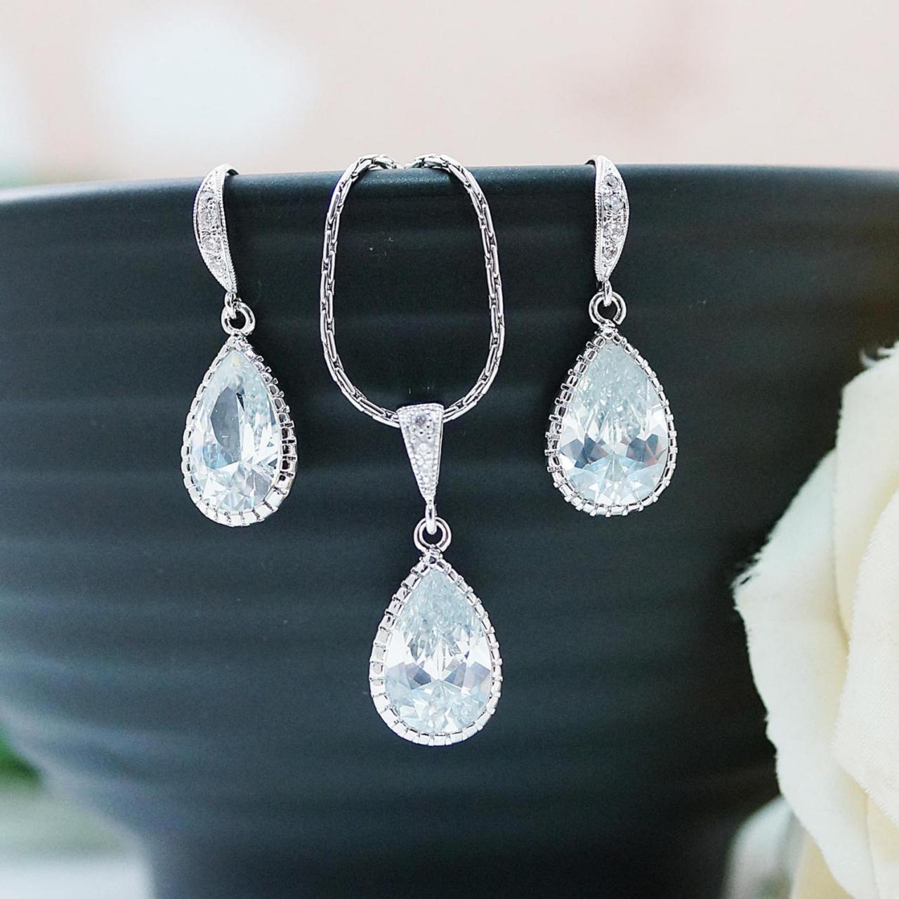 Wedding Jewelry Bridal Jewelry Bridal Earrings Bridal Necklace Clear White Large Cubic Zirconia Tear drops Bridal Jewelry Set